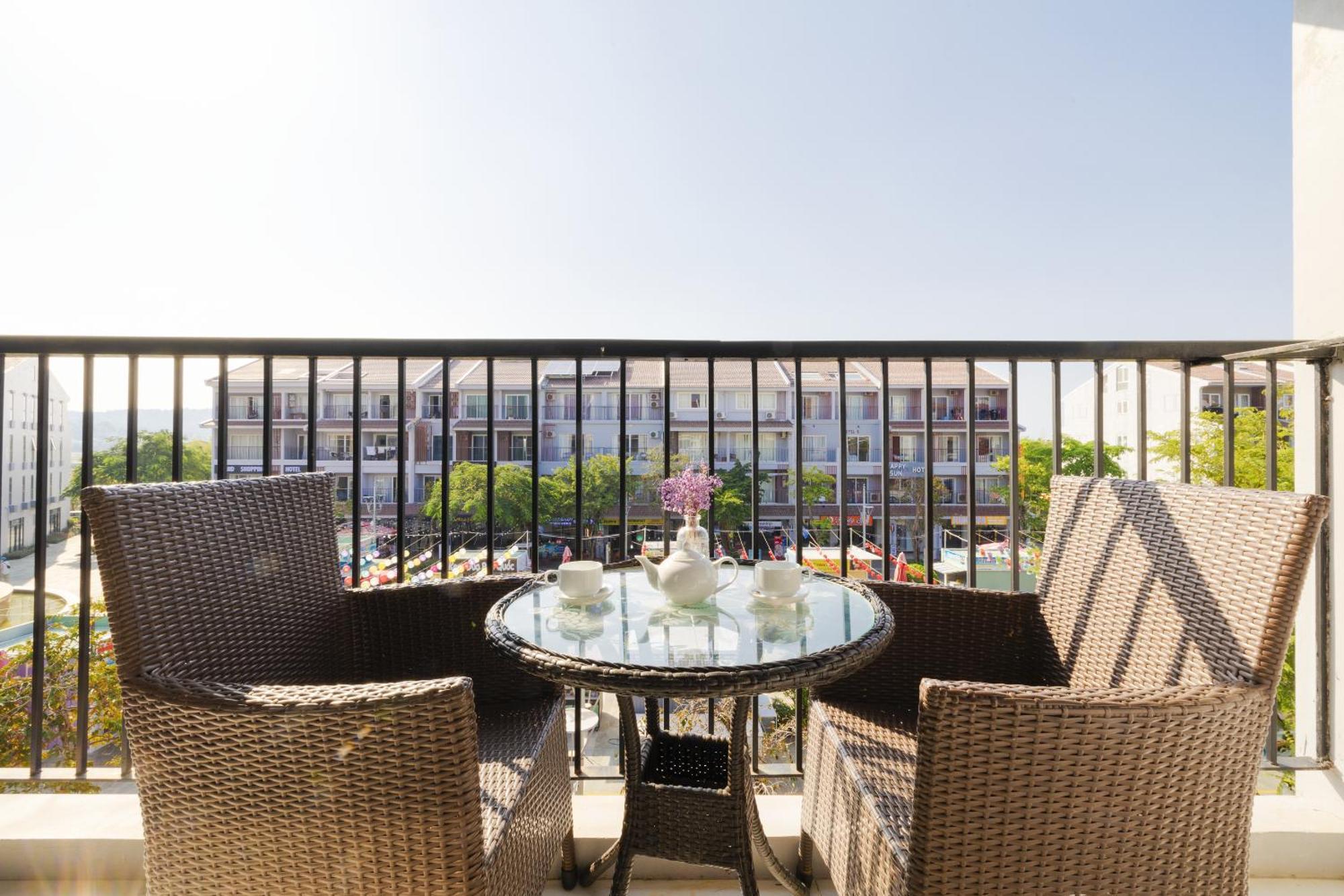 Amon Hotel Фукуок Екстер'єр фото